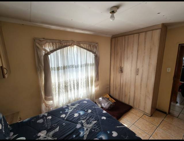 3 BEDROOM HOUSE FOR SALE IN BOITEKONG